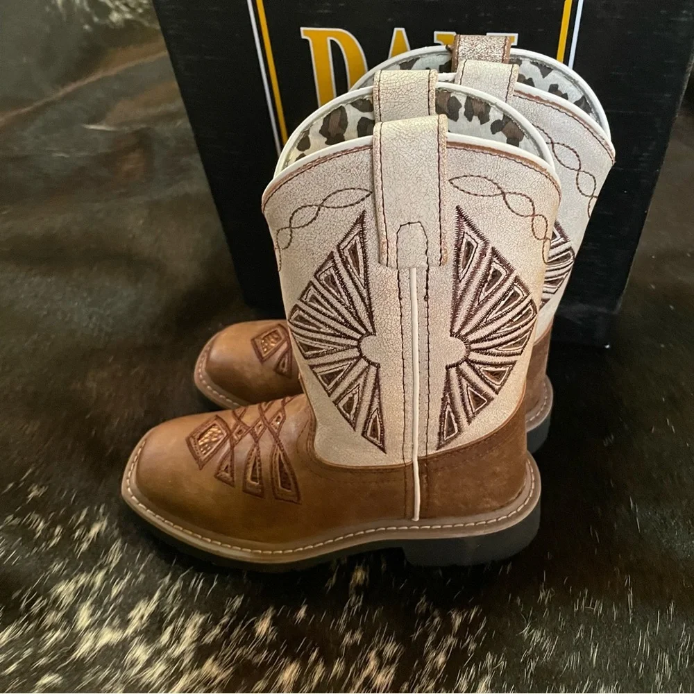 Dan Post Lil' Kite Days Western Cowboy Boots Girls Square‎ Toe Tan White NIB